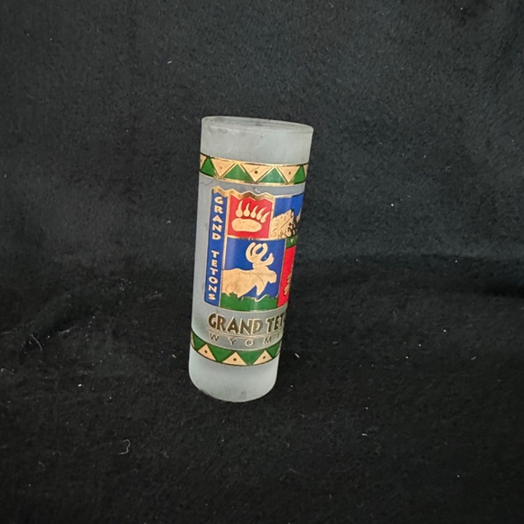 Grand Tetons , tall frosted glass, shot glass. - Picture 3 of 6